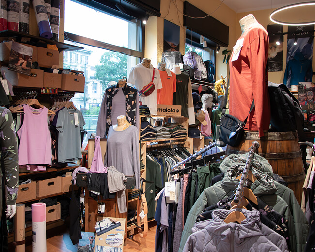 Foto dell'abbigliamento in lana Merinos, disponibile da Passion Sport a Torino